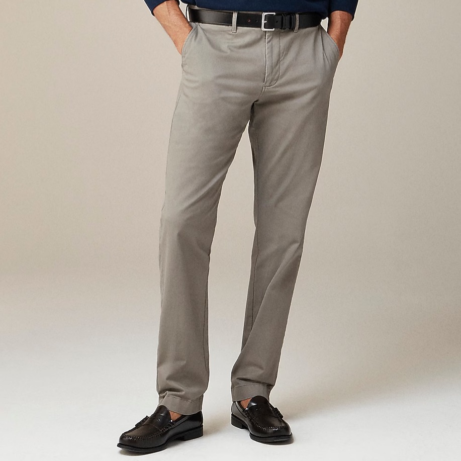 770 Straight-Fit Stretch Chino Pant - Grey “Mushroom”